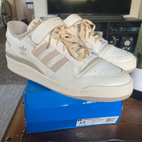 Adiadas FORUM 84 low - Picture 1 of 8